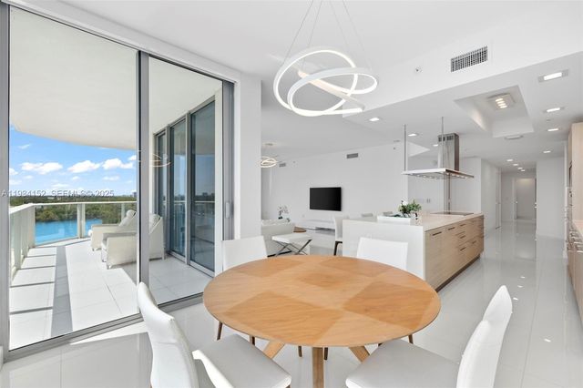 17111 Biscayne Blvd 1110, North Miami Beach, FL 33160