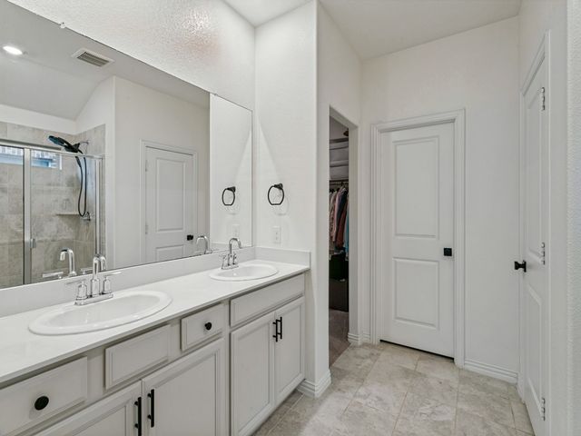5513 Baker Creek Road, Fort Worth, TX 76126