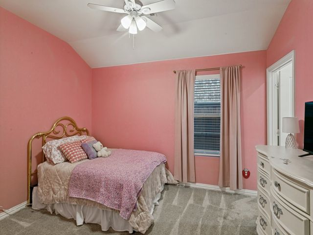 5513 Baker Creek Road, Fort Worth, TX 76126