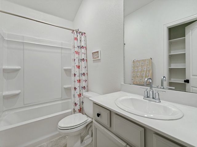 5513 Baker Creek Road, Fort Worth, TX 76126