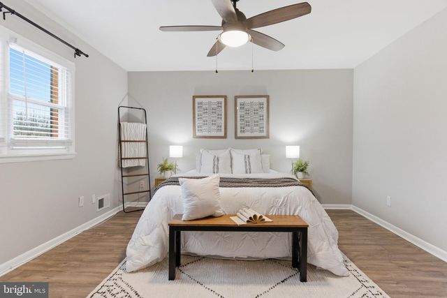 5822 EAST AVE, Baltimore, MD 21206