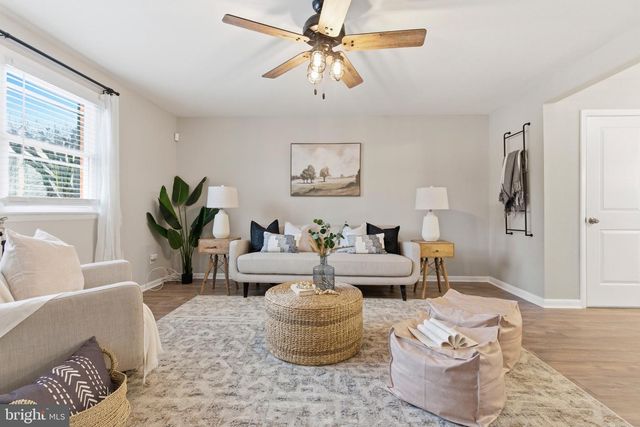 5822 EAST AVE, Baltimore, MD 21206