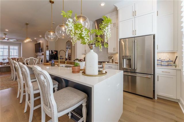 225 Briscoe Way, Alpharetta, GA 30009