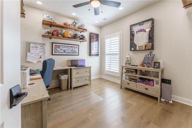 225 Briscoe Way, Alpharetta, GA 30009