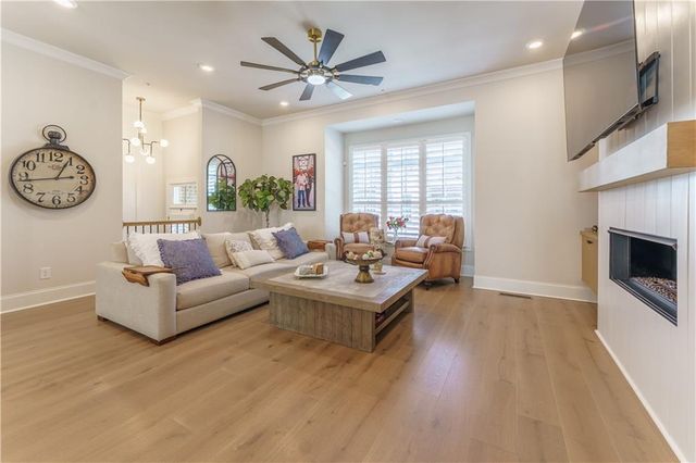 225 Briscoe Way, Alpharetta, GA 30009