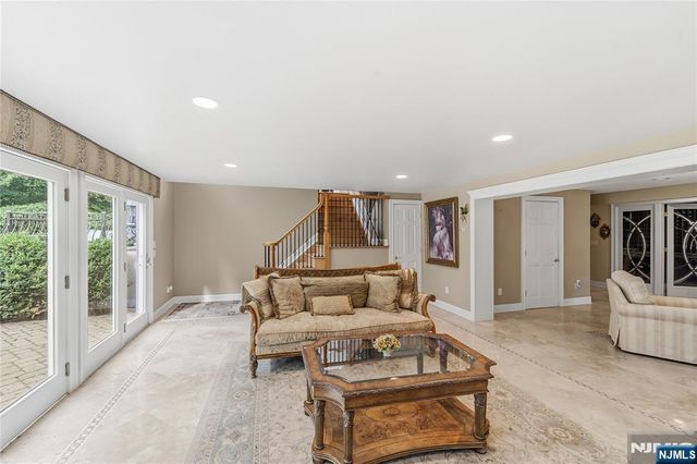 136 Willow Drive, Old Tappan, NJ 07675