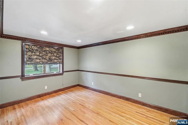 136 Willow Drive, Old Tappan, NJ 07675