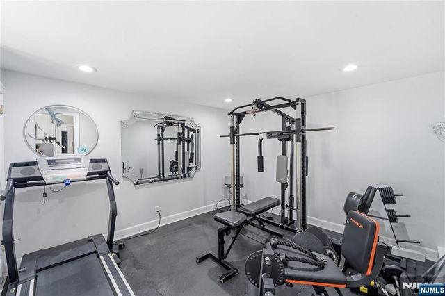 136 Willow Drive, Old Tappan, NJ 07675