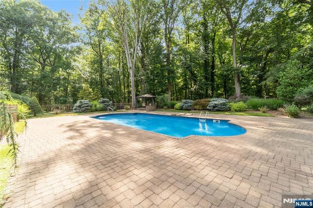 136 Willow Drive, Old Tappan, NJ 07675