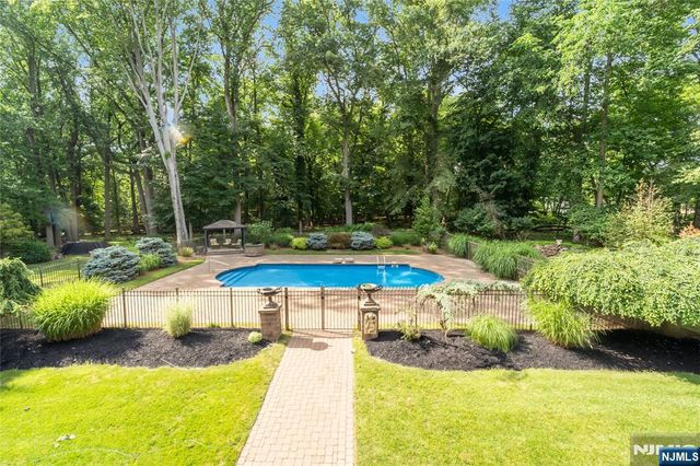 136 Willow Drive, Old Tappan, NJ 07675