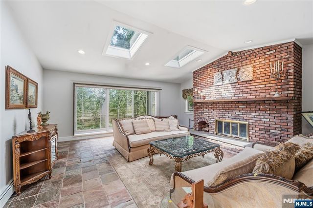 136 Willow Drive, Old Tappan, NJ 07675