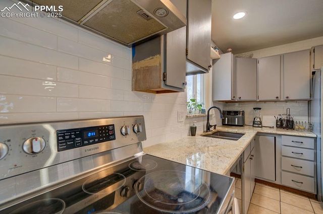 1421 Querida Drive, Colorado Springs, CO 80909