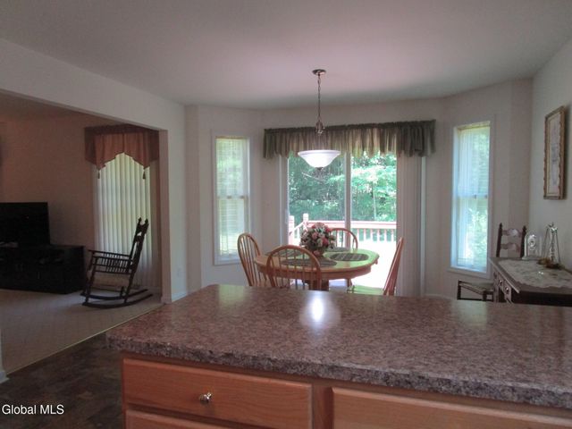 1000 Kingswood Court, Rotterdam, NY 12303