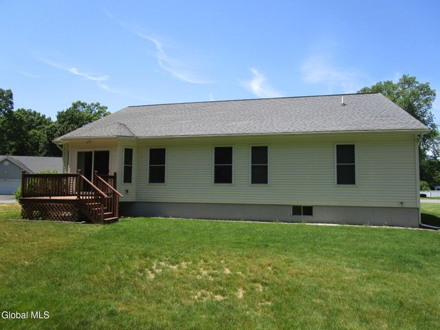 1000 Kingswood Court, Rotterdam, NY 12303