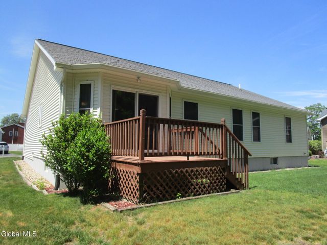 1000 Kingswood Court, Rotterdam, NY 12303