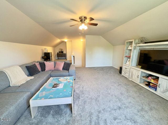 2511 Kestrel Heights Court, Durham, NC 27703