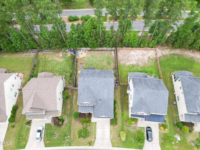 2511 Kestrel Heights Court, Durham, NC 27703