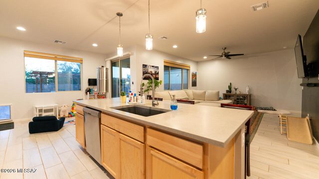 10381 E Painted Turtle Lane, Tucson, AZ 85747