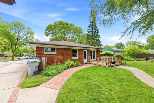 5751 S 22nd STREET, Milwaukee, WI 53221