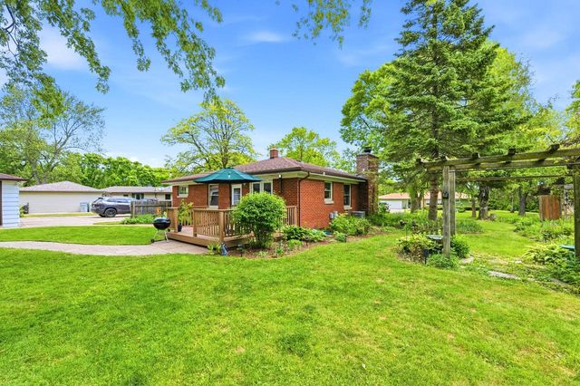 5751 S 22nd STREET, Milwaukee, WI 53221