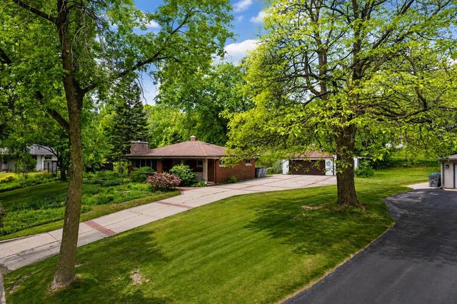 5751 S 22nd STREET, Milwaukee, WI 53221