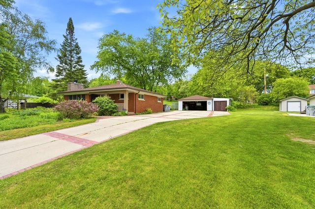 5751 S 22nd STREET, Milwaukee, WI 53221