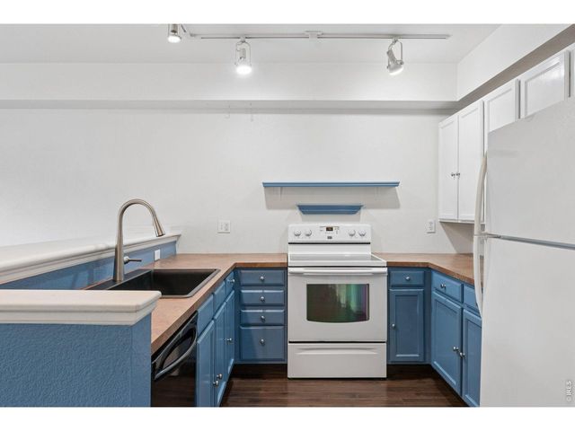 2610 Iris Ave 105, Boulder, CO 80304