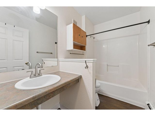 2610 Iris Ave 105, Boulder, CO 80304