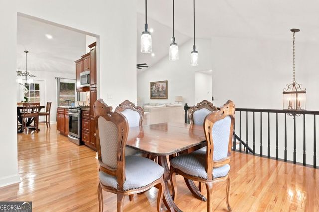 3010 Wellcrest Drive NW, Kennesaw, GA 30152