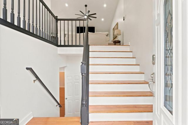 3010 Wellcrest Drive NW, Kennesaw, GA 30152