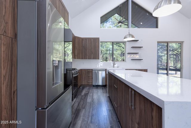 50 S BENCH Circle, Show Low, AZ 85901