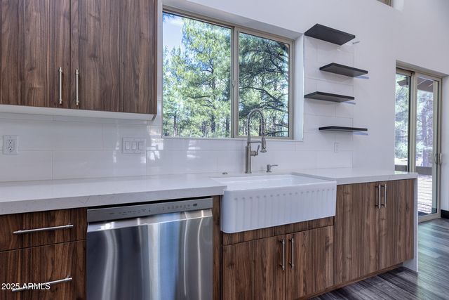 50 S BENCH Circle, Show Low, AZ 85901