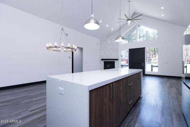 50 S BENCH Circle, Show Low, AZ 85901