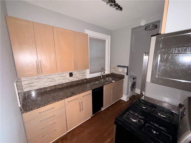 61 16th Street 4, Atlanta, GA 30309
