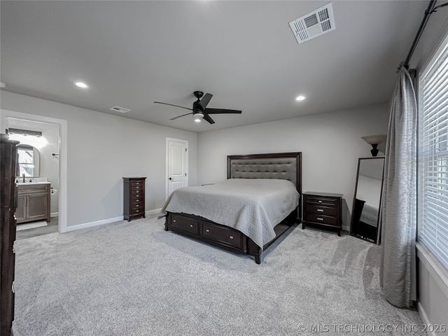 5721 E Everetts Point, Oologah, OK 74053