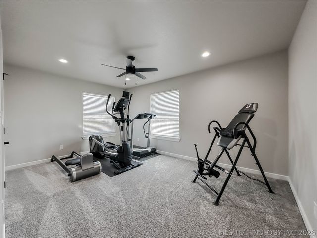 5721 E Everetts Point, Oologah, OK 74053