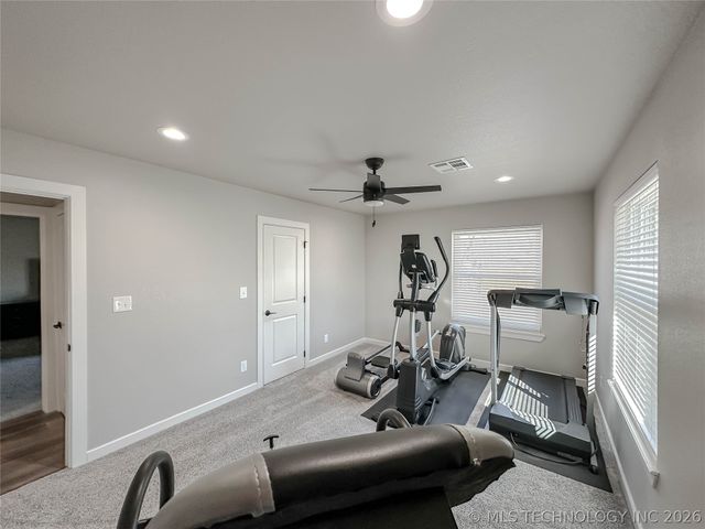 5721 E Everetts Point, Oologah, OK 74053