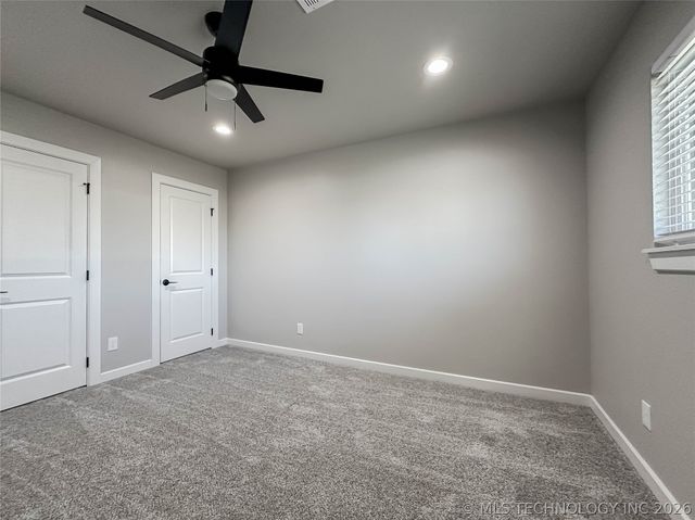 5721 E Everetts Point, Oologah, OK 74053