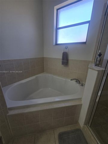 11629 SW 236th St, Homestead, FL 33032