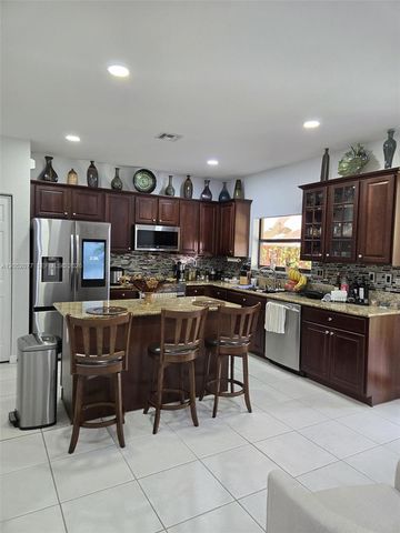11629 SW 236th St, Homestead, FL 33032