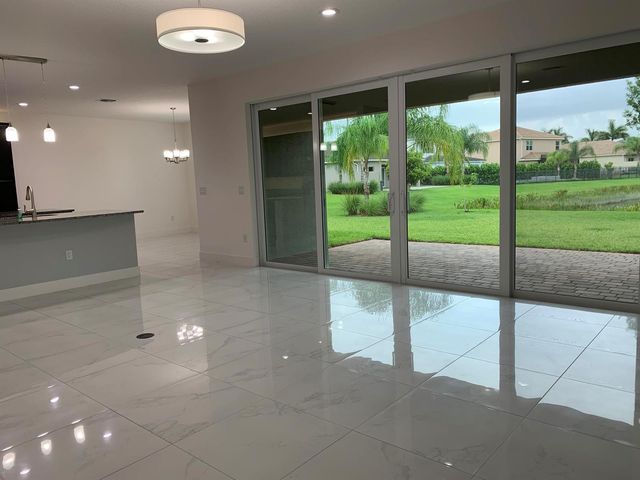 9754 Celtic Sea Lane, Delray Beach, FL 33446
