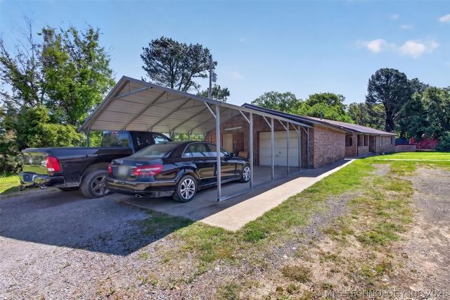 7383 S 447 Road, Rose, OK 74364
