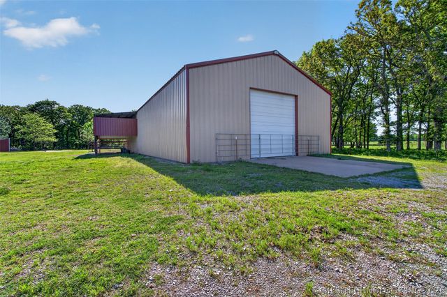 7383 S 447 Road, Rose, OK 74364