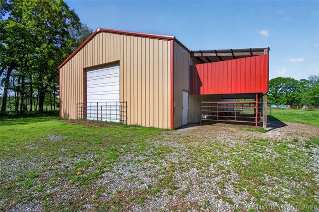 7383 S 447 Road, Rose, OK 74364