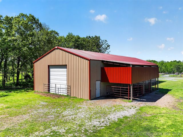 7383 S 447 Road, Rose, OK 74364