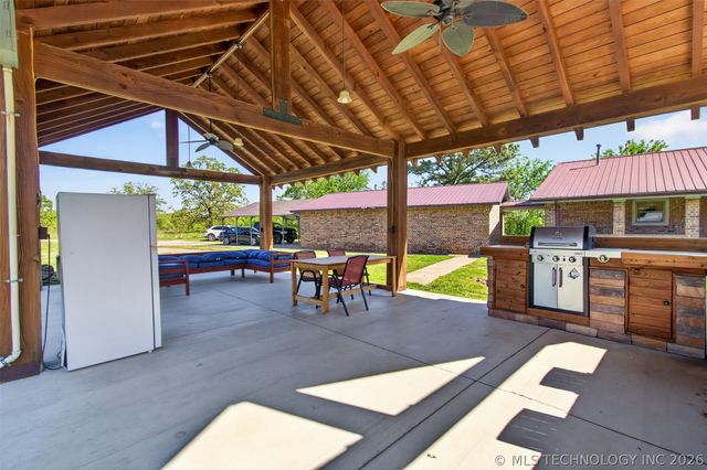 7383 S 447 Road, Rose, OK 74364