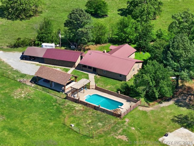 7383 S 447 Road, Rose, OK 74364