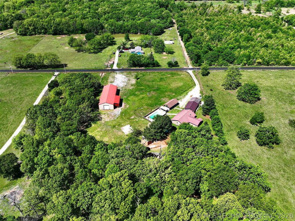 7383 S 447 Road, Rose, OK 74364