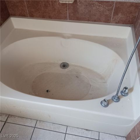 3486 Haleakala Drive, Las Vegas, NV 89122