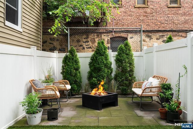 18 Highland Avenue, Jersey City, NJ 07306